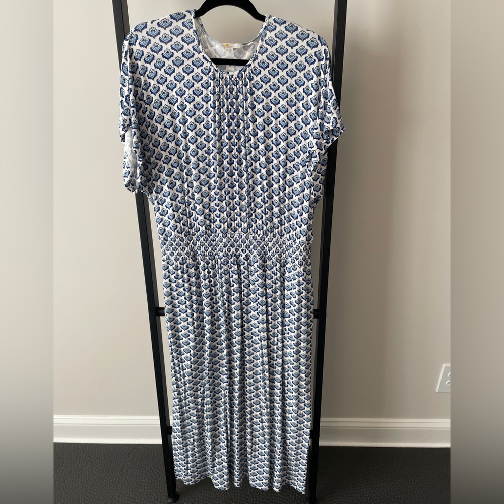 Like New Boden Blue and White Patterned Maxi Dress